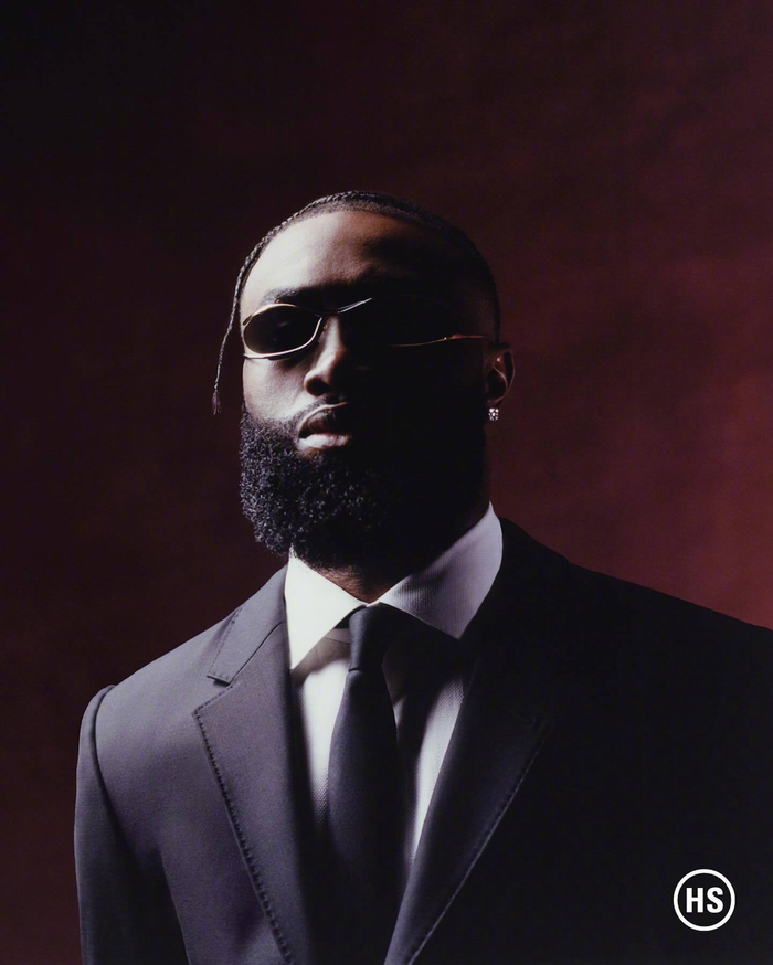 而不该主导 而不该主导